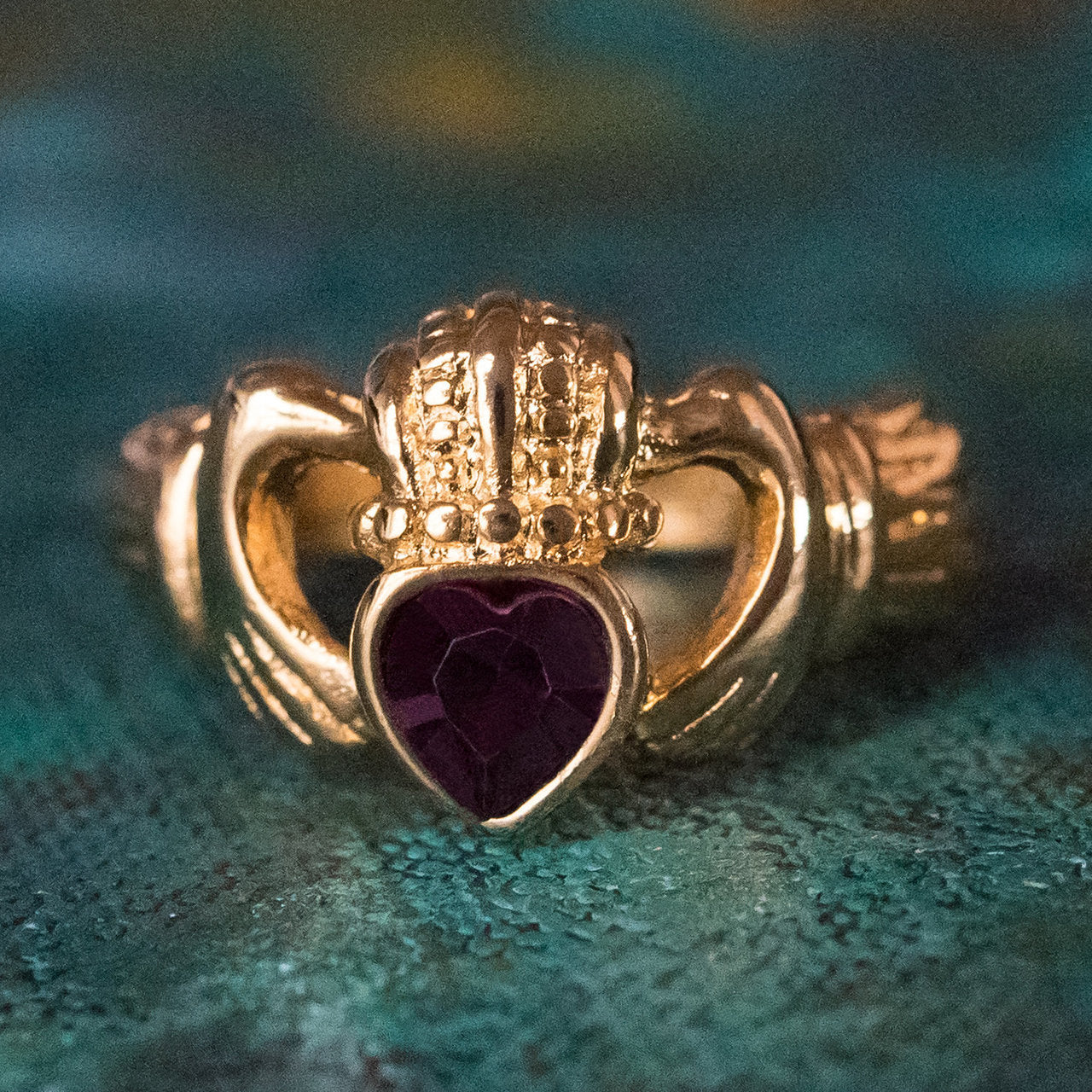 Vintage Jewelry Sapphire Austrian Crystal Claddagh Ring