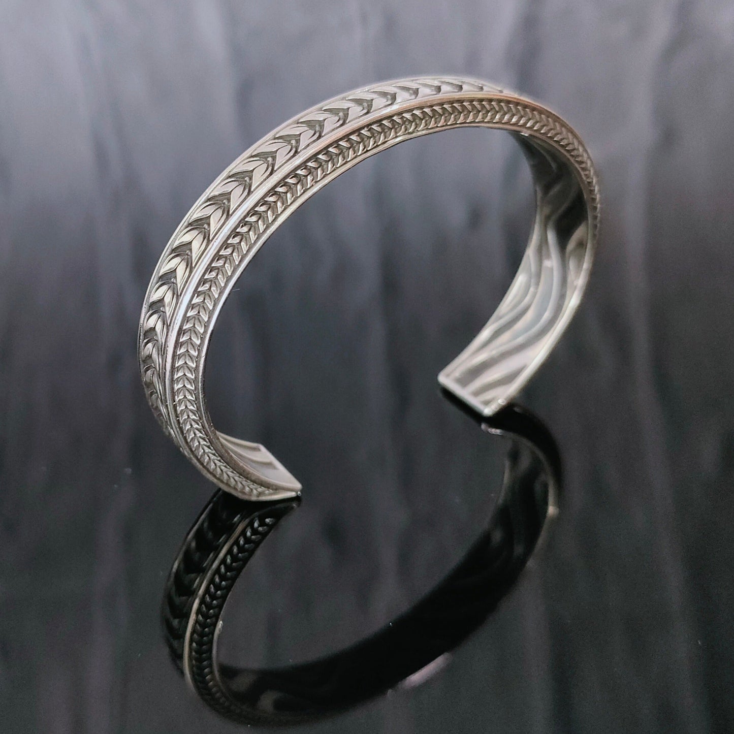 Laurel Cuff by Serpent Forge