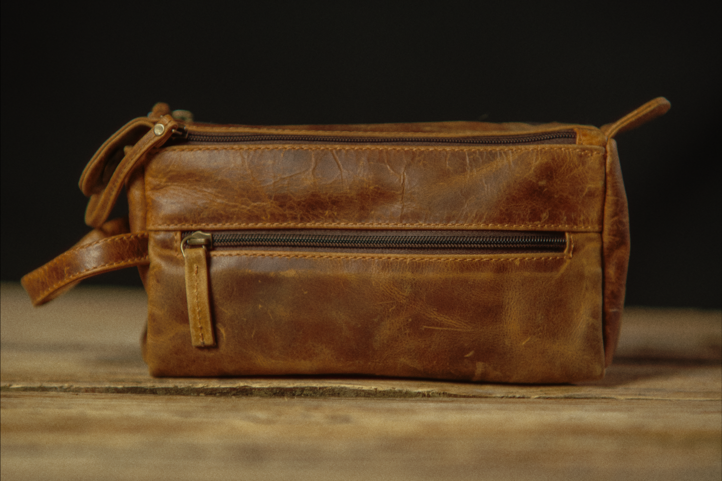 The Draper Leather Toiletry Bag by Vintage Gentlemen